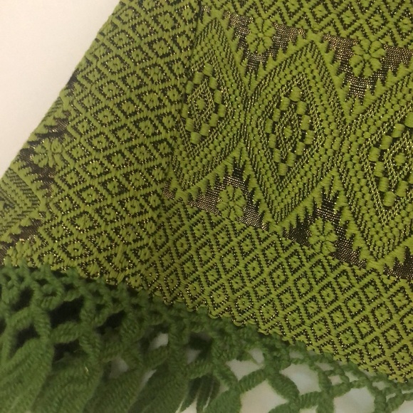 Vintage Poncho! - Picture 2 of 4